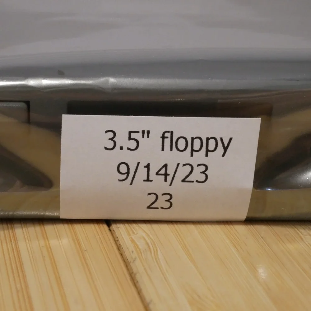 TEAC 3.5 inch Internal Floppy Disk Drive Model FD-235HF Tested &‎ Working - 23